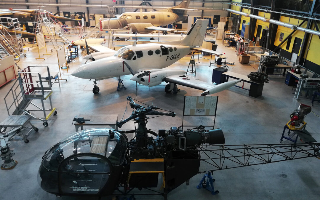 Un nouvel avion pour le lycée Roger Claustres